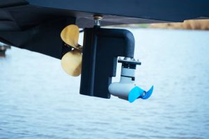 ePropulsion pod drive naast dieselmotor schroef hybride varen bij Verschuur Watersport