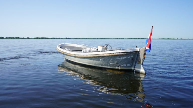 Isloep 735 occasion 2008 met 21pk Yanmar diesel te koop bij Verschuur Watersport Rijnsaterwoude