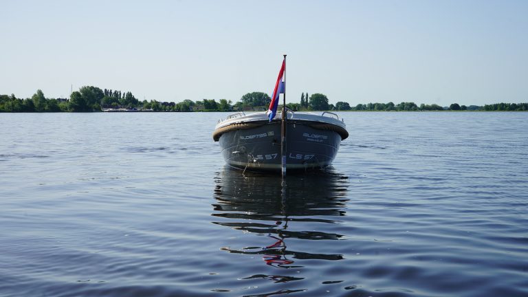 Isloep 735 occasion 2008 met 21pk Yanmar diesel te koop bij Verschuur Watersport Rijnsaterwoude