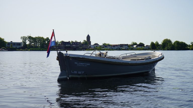 Isloep 735 occasion 2008 met 21pk Yanmar diesel te koop bij Verschuur Watersport Rijnsaterwoude