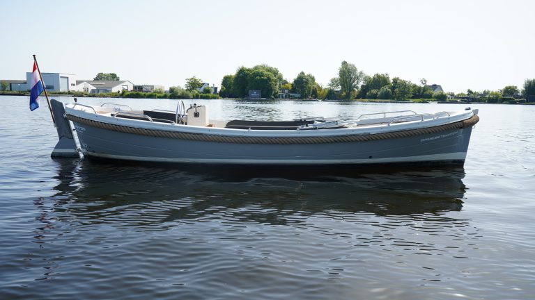 Isloep 735 occasion 2008 met 21pk Yanmar diesel te koop bij Verschuur Watersport Rijnsaterwoude