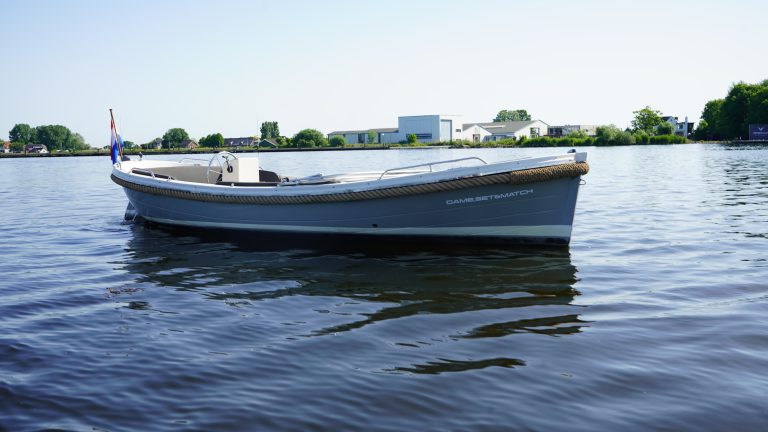 Isloep 735 occasion 2008 met 21pk Yanmar diesel te koop bij Verschuur Watersport Rijnsaterwoude
