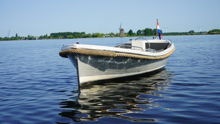 Isloep 735 occasion 2008 met 21pk Yanmar diesel te koop bij Verschuur Watersport Rijnsaterwoude
