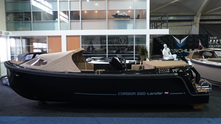Corsiva 650 tender te koop bij verschuur waterspor