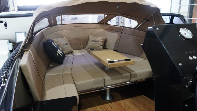 Corsiva 650 tender te koop bij verschuur waterspor