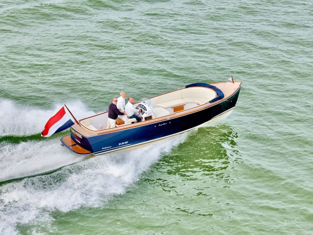 Long Island 29 Sportsman