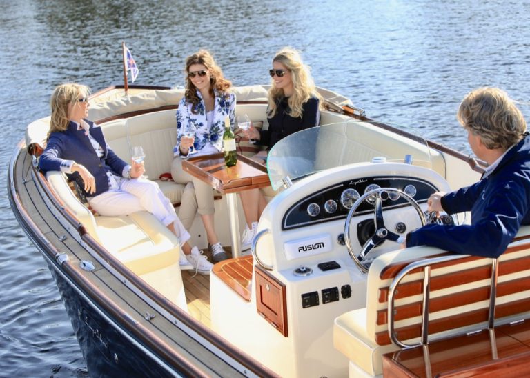 Long Island Yachts Gooische vrouwen